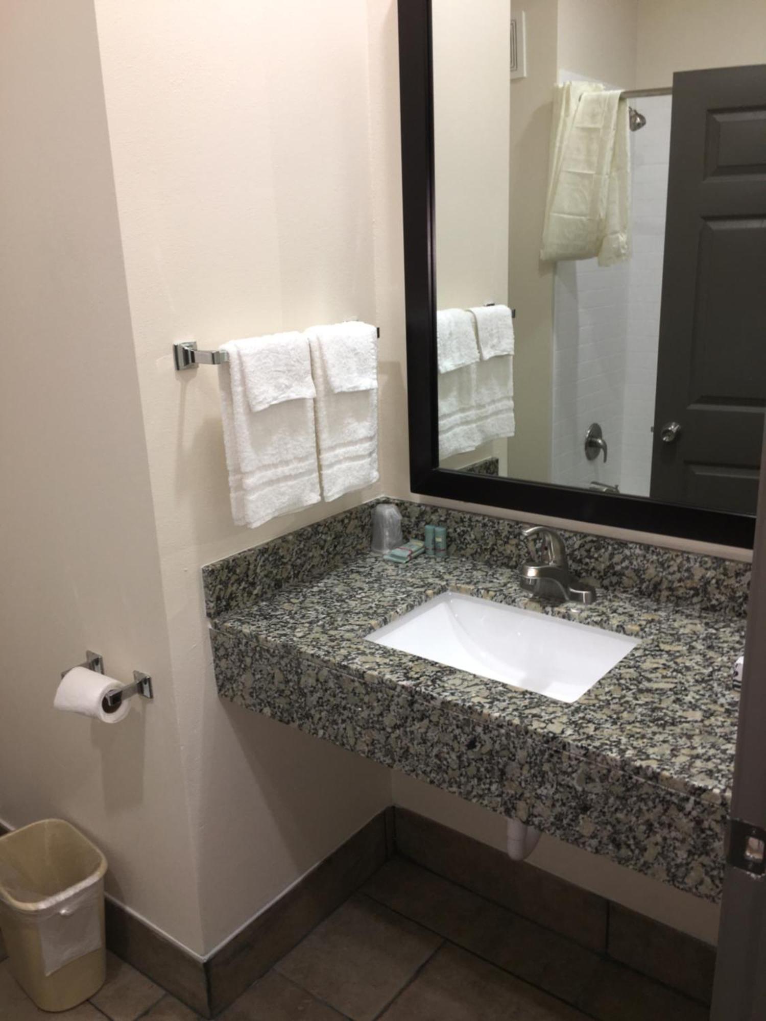 Americas Best Value Lnn- Plaquemine Exterior photo